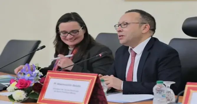 مدير مدرسة الصحة العمومية يقدم استقاله لوزير الصحة .. وهذا رد آيت الطالب