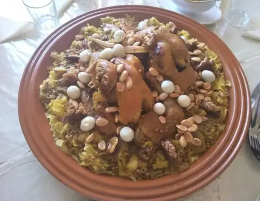 “الثريد”.. طبق الأغنياء والفقراء الذي أعده المغاربة بطريقة مختلفة عن الشرق والأندلس
