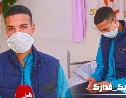 جليل من بوزنيقة .. شاب متخلى عنه يبحث عن عمل يقيه التشرد (فيديو)