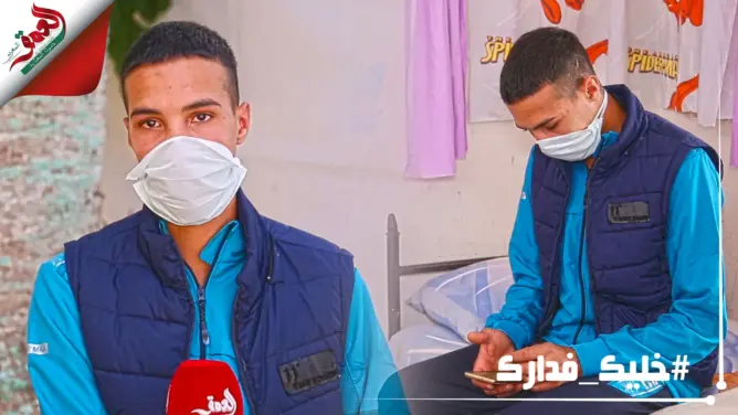 جليل من بوزنيقة .. شاب متخلى عنه يبحث عن عمل يقيه التشرد (فيديو)