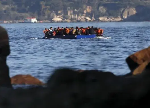 إسبانيا توقف قاربا على متنه 11 مهاجرا قدموا من المغرب