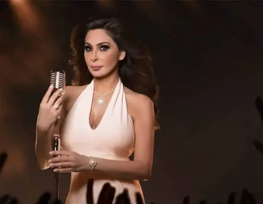 بعد موجة غضب كبيرة على “تويتر” .. إليسا تعتذر للمغاربة