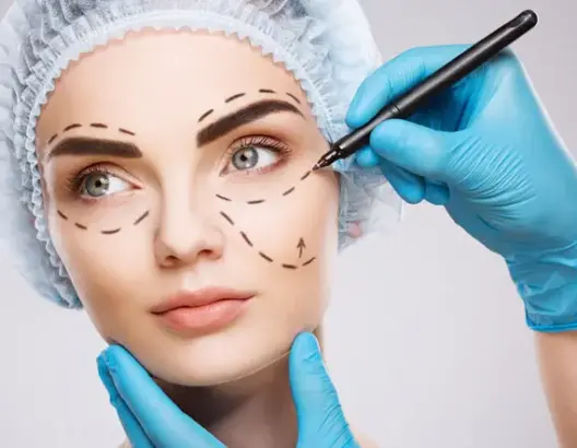 عملية تجميل في مصحة بالرباط تنتهي بوفاة مدونة (صورة)