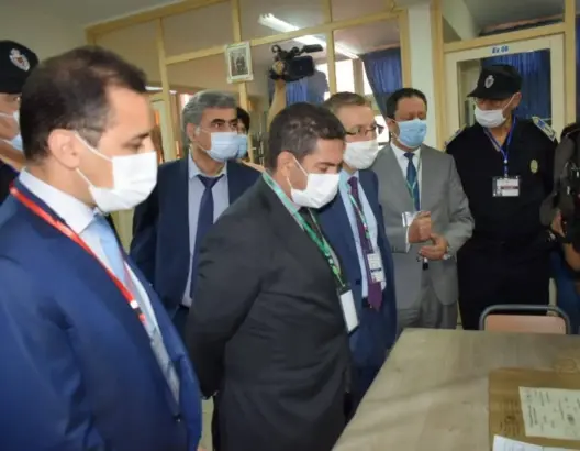 أمزازي يتفقد مركز الإعداد المادي للامتحانات ببني ملال