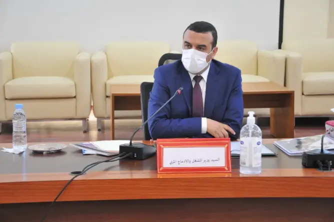 وزير التشغيل والإدماج المهني