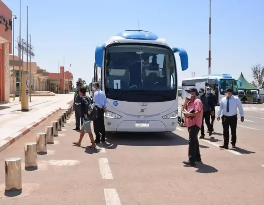انتهاء فترة الحجر الصحي لـ400 عائد بأكادير .. والسلطات تسخر 24 حافلة لنقلهم لمدنهم