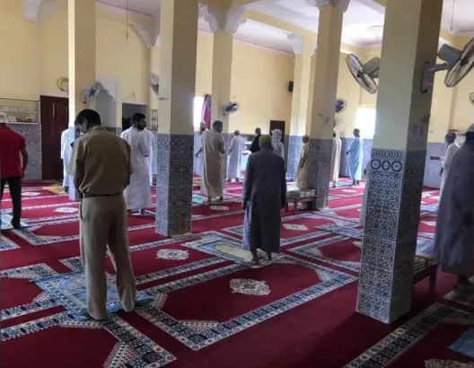 بعد إعادة فتح المساجد .. لجنة اليقظة بأولاد برحيل تعاين احترام الشروط الاحترازية