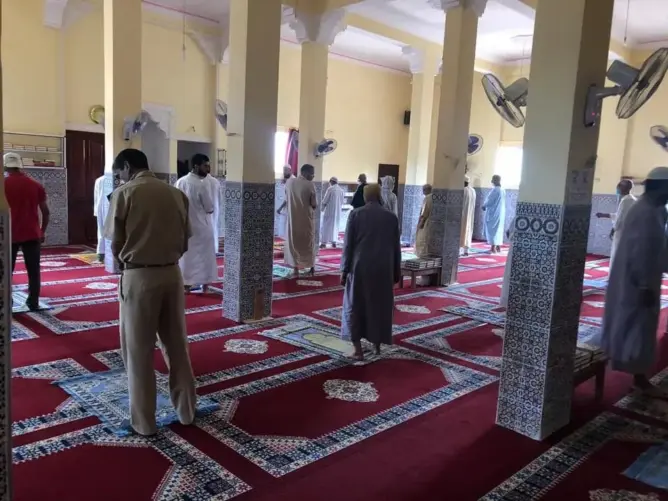 بعد إعادة فتح المساجد .. لجنة اليقظة بأولاد برحيل تعاين احترام الشروط الاحترازية