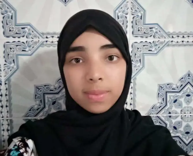 خديجة.. قصة فتاة رفعت التحدي في وجه “الصمم والبكم” وتميزت في الباكالوريا