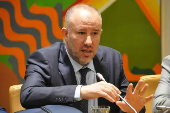 رئيس فريق العدالة والتنمية