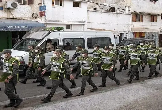 المخازنية، السلطات