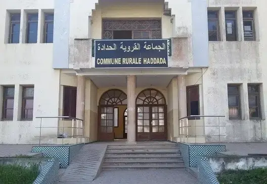 تحالف بين البيجيدي والبام يمنح رئاسة جماعة بالقنيطرة للجرار