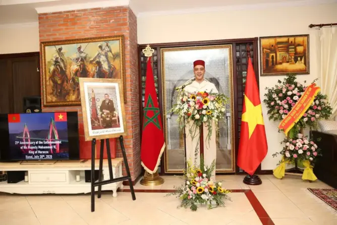 سفارة المغرب في هانوي تحتفل بعيد العرش.. ومسؤول فيتنامي: ملك المغرب حكيم