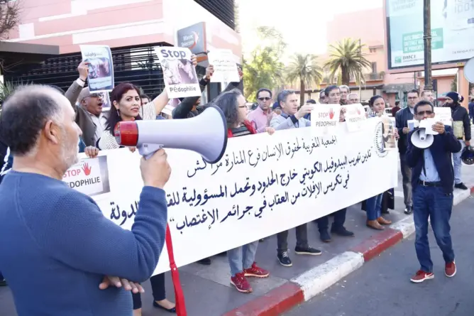 بعد تأجيل الجلسة 15 مرة.. حقوقيون يطالبون بإحضار “البيدوفيل الكويتي” من بلاده