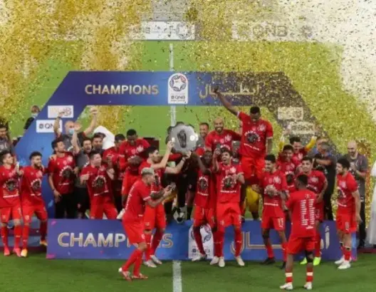 المدرب المغربي وليد الركراكي يقود فريق الدحيل للتتويج ببطولة قطر