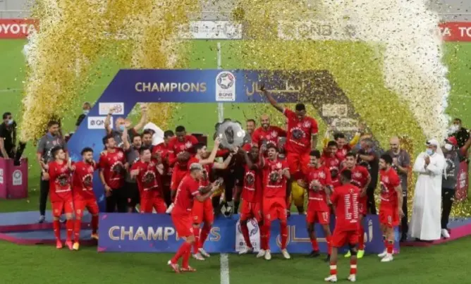 المدرب المغربي وليد الركراكي يقود فريق الدحيل للتتويج ببطولة قطر
