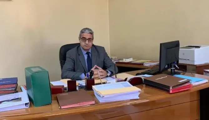 ّإقالة مسؤول بغرفة التجارة لجهة الرباط تثير غضب أرباب المقاهي.. ومطالب بفتح تحقيق