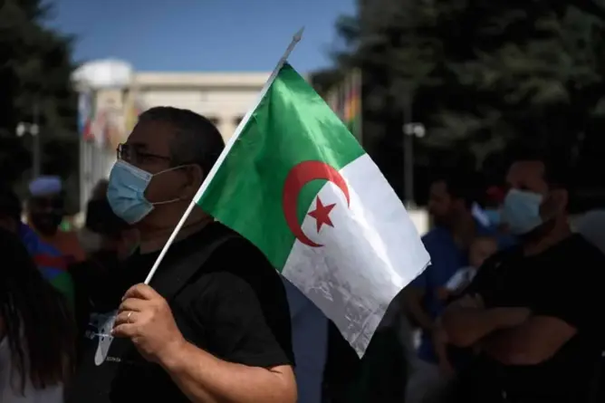 الجزائر