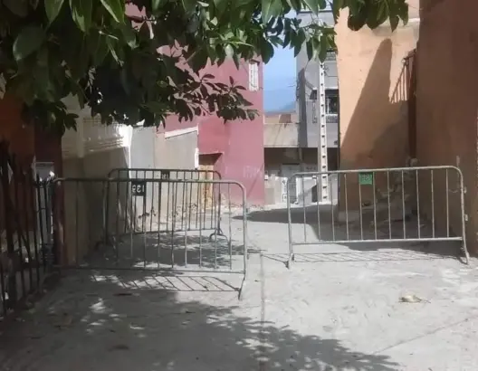 فيروس “كورونا” يقتحم بقوة بلدية أمزميز .. و”العمق” تكشف التفاصيل