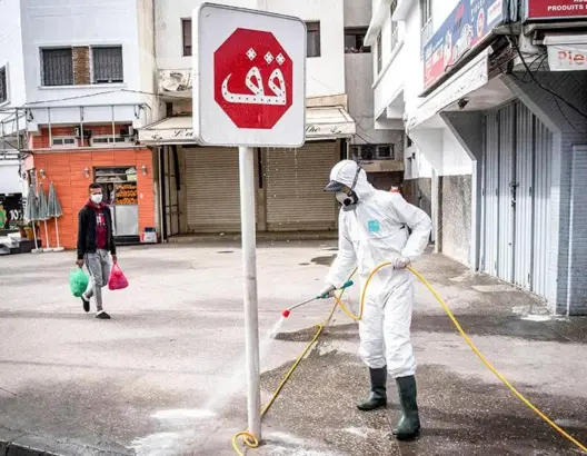 الحكومة تمدد إجراءات إغلاق المحلات في الثامنة وحظر التجوال الليلي لأسبوع