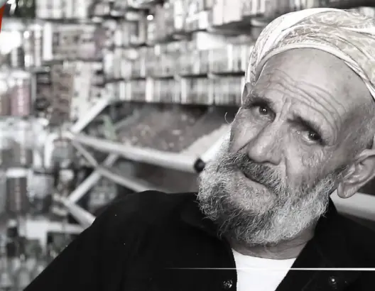 “كلام من ذهب”.. رجل مسن يحكي عن أجواء العيد ودور المرأة في المجتمع المراكشي (فيديو)
