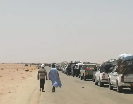 استفحال كورونا يدفع المئات من سكان مخيمات تندوف إلى هروب جماعي (فيديو)