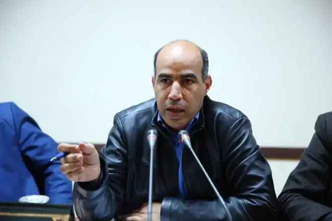 برلماني ينتقد موقف المصحات الخاصة تجاه جائحة “كورونا” ويصفه بـ”الجريمة”