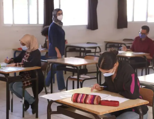 أزيد من 321 ألف تلميذ يجتازون الامتحان الجهوي للباك.. وأمزازي يكشف عدد المصابين بكورونا