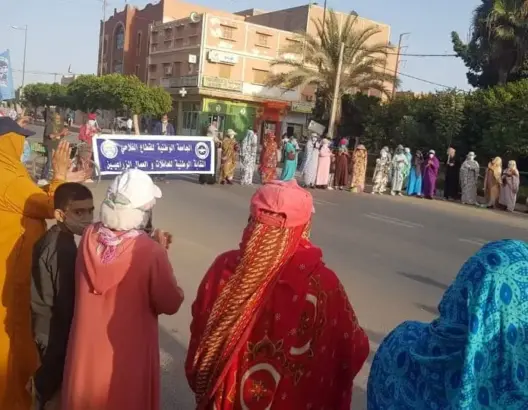 قضوا أزيد من 15 سنة في ضيعة برلماني.. عاملات وعمال يعيشون التشرد باشتوكة