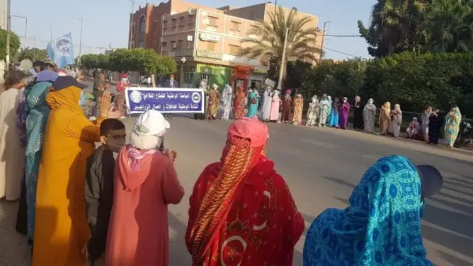 قضوا أزيد من 15 سنة في ضيعة برلماني.. عاملات وعمال يعيشون التشرد باشتوكة