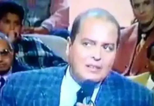 إذاعي وفنان مسرحي مغربي