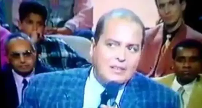 إذاعي وفنان مسرحي مغربي