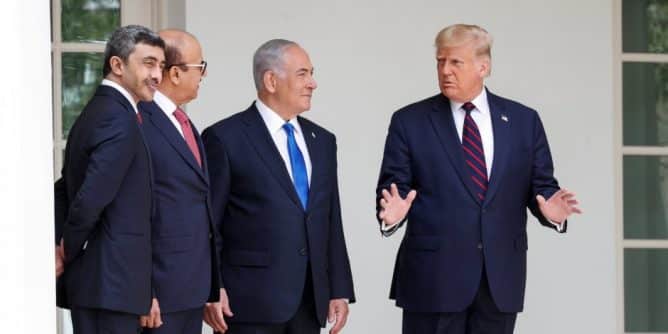 ترامب يترأس توقيع اتفاقي تطبيع بين اسرائيل وكل من الامارات والبحرين