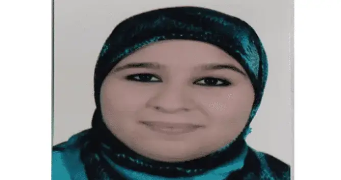 سيدة مختفية من الريش