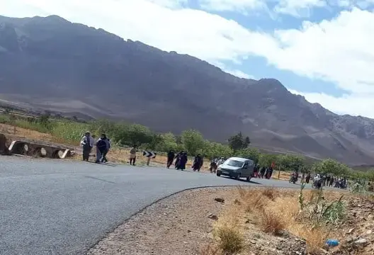 احتجاج مواطنين ضد منجم تيويت بتنغير