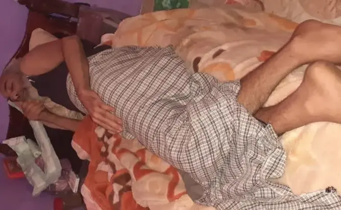 مريض ينخر السرطان مؤخرته بإنزكان .. ومحاميه يهدد بمقاضاة 3 مسؤولين (صور)