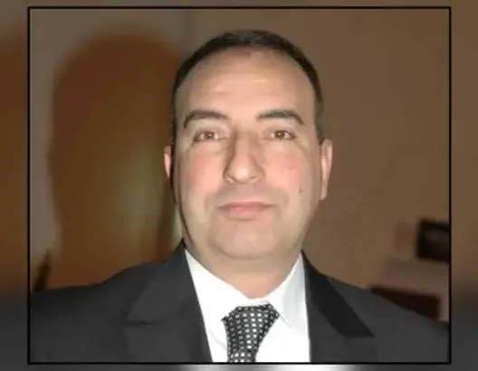 إعلامي مغربي
