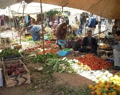 سوق أسبوعي
