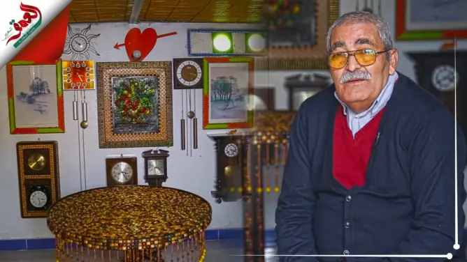 هواية فريدة .. مغربي يعشق الساعات العتيقة فملأ بيته بأزيد من 100 ساعة (فيديو)