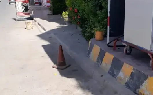 محطة وقود عشوائية