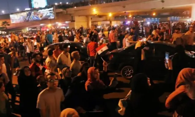 المطالبة برحيل السيسي