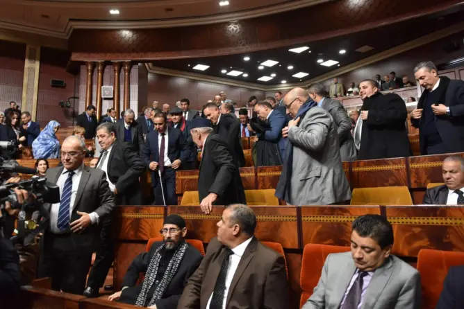 نواب مغاربة ينبهون برلمان أوروبا إلى اختلاس البوليساريو والجزائر للمساعدات