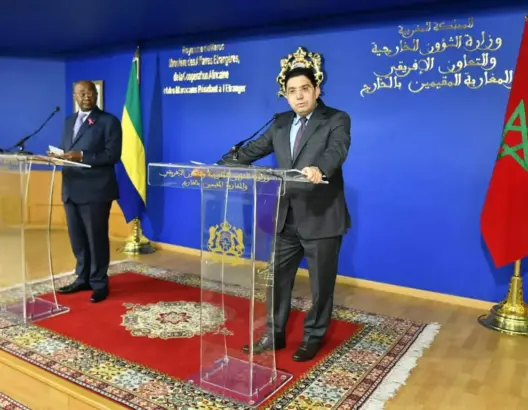 من قنصلية بلاده بالعيون..  وزير خارجية الغابون: نجدد دعمنا لمغربية الصحراء