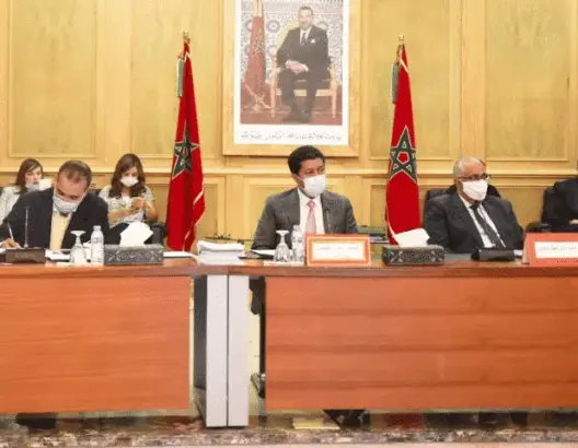 مجلس الشرق يصادق على إنجاز وحدات صناعية ويحدث صندوقا لدعم ممتهنات التهريب