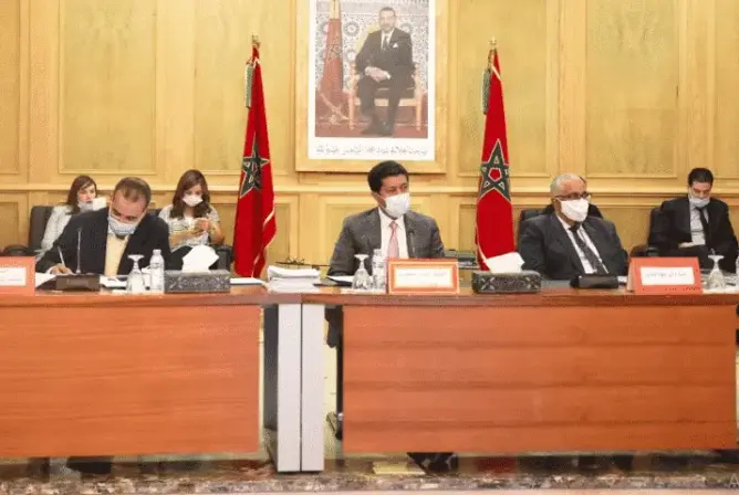 مجلس الشرق يصادق على إنجاز وحدات صناعية ويحدث صندوقا لدعم ممتهنات التهريب