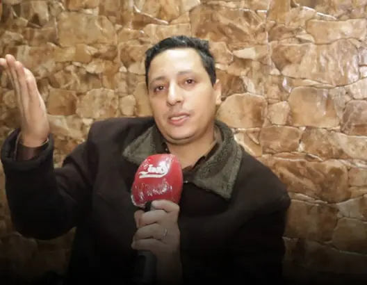 فنان في رسالة للحكومة: مستعد أن أبيع كِليتي على أن أبيع آلتي الموسيقية (فيديو)