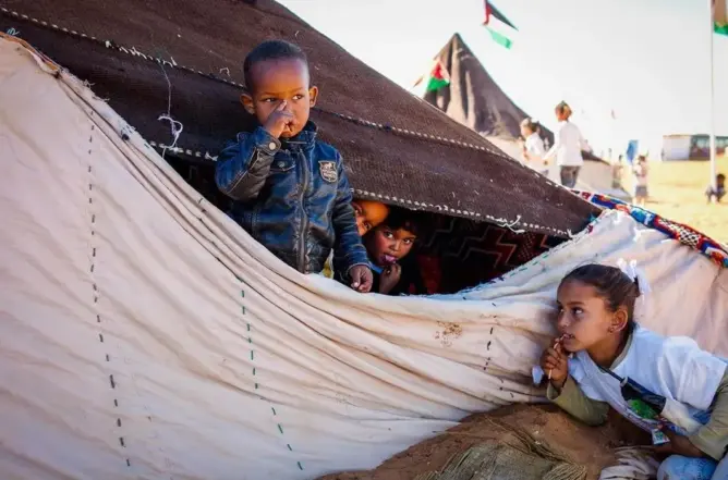 المحتجزون في المخميات