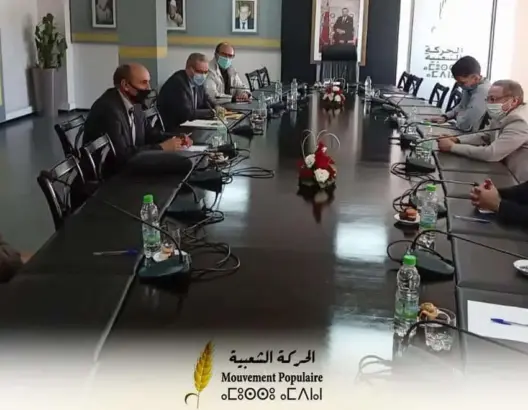 بعد تفاوضها مع عدة أحزاب.. هل حسمت جبهة العمل الأمازيغي اندماجها في الحركة الشعبية؟