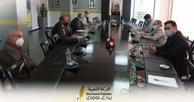 بعد تفاوضها مع عدة أحزاب.. هل حسمت جبهة العمل الأمازيغي اندماجها في الحركة الشعبية؟