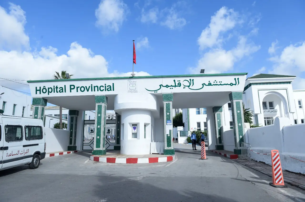 وزير الصحة خالد أيت الطالب مدير مستشفى سانية الرمل